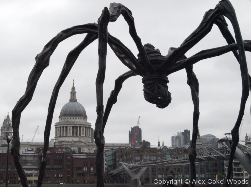 London - Spider Attack